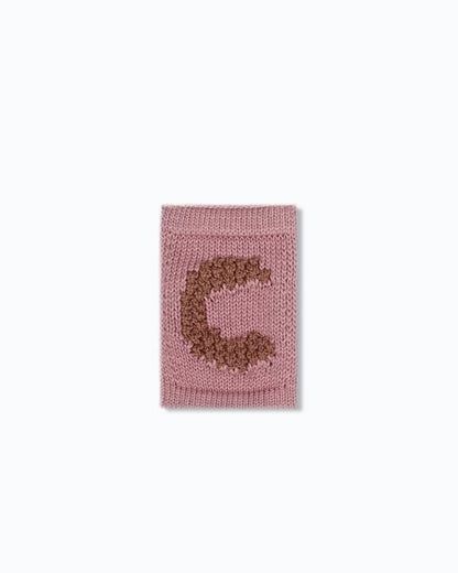 Gebreide letter vlaggetjes A-M - Knitted Letters - Roze tinten - SmallStuff