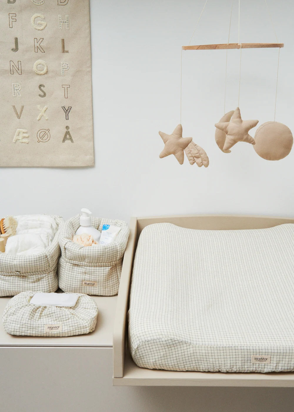 Nursery Storage Bags – Deep Lake Check – 2er-Set gesteppte Aufbewahrungskörbchen – Bio-Baumwolle – MarMar Copenhagen