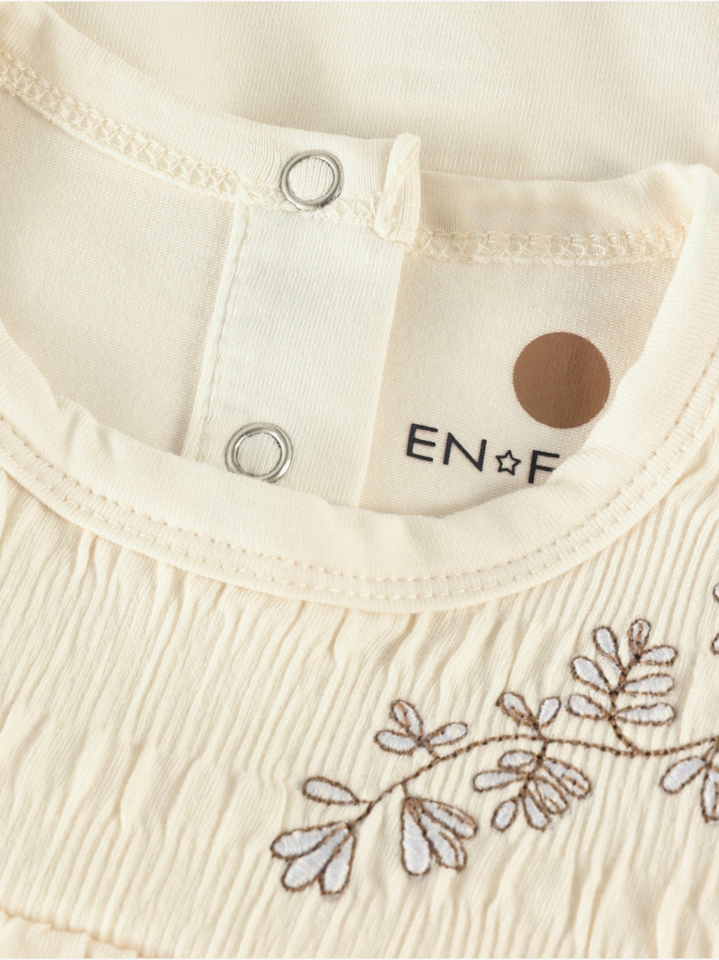 Romper korte mouw - Katoen - Eggnog - Body SS Embroidery - En Fant