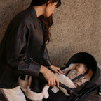 Milk Minipuff – Merino schapenvacht voetenzak voor reiswieg & Stokke YOYO – BINIBAMBA