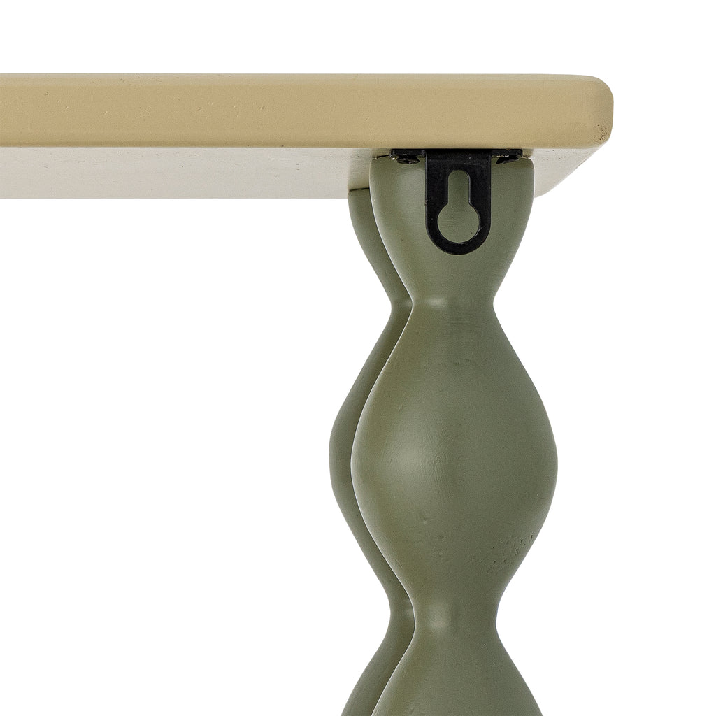 Bibiola Shelf Multi – Bloomingville MINI: Detail der geschwungenen Stütze und Befestigung.