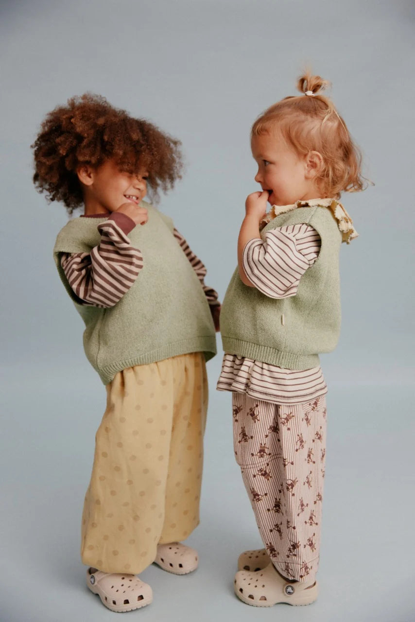 Murphy Honey Spot Jogger – Oversized joggingsbroekje – Honey – Claude & Co
