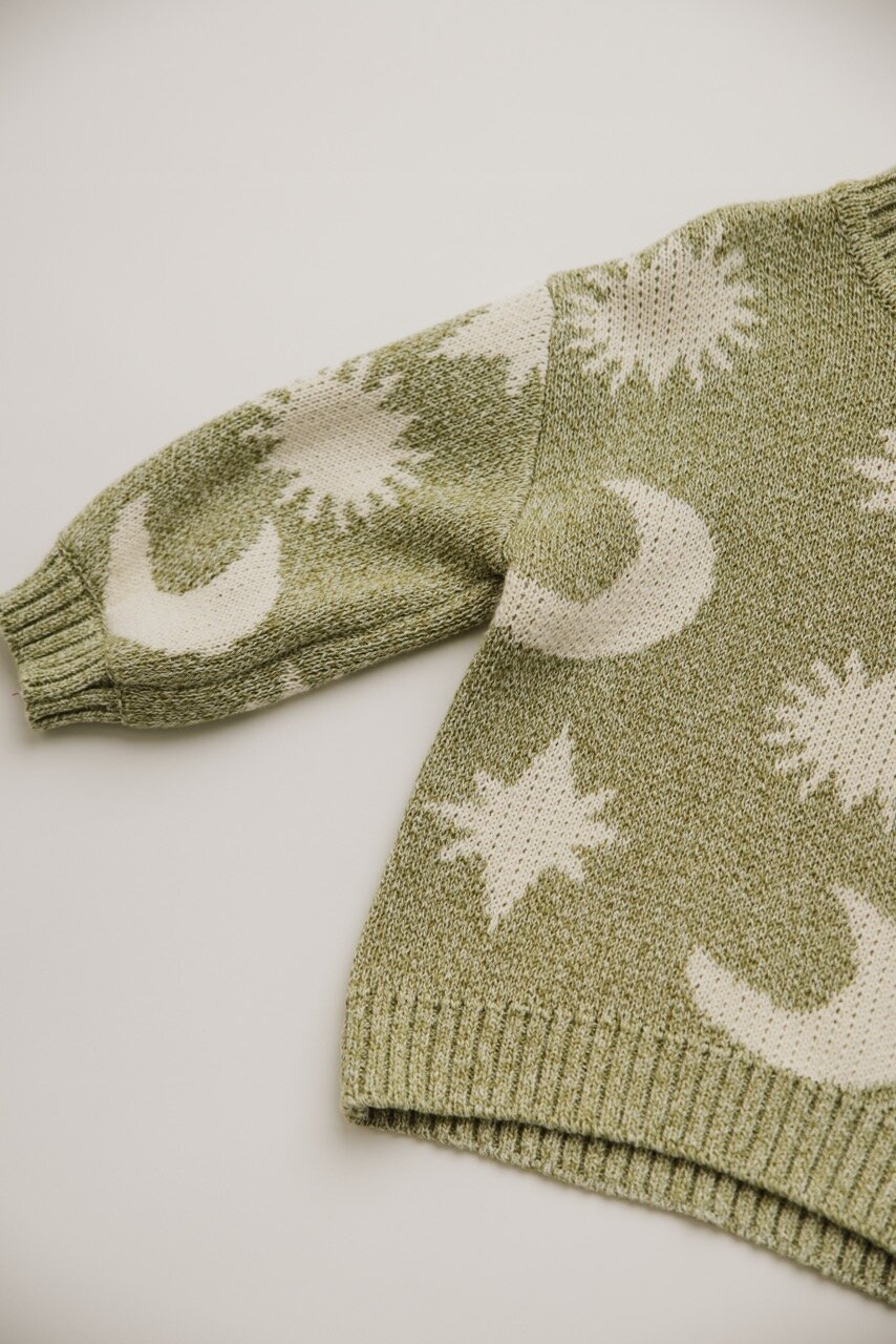 Moon & Stars Sweater Matcha – 100% Organic Cotton – Claude & Co