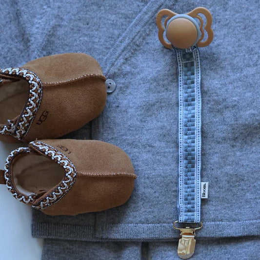 Pacifier Clip Boston - Handmade - Baby Bloom Clips