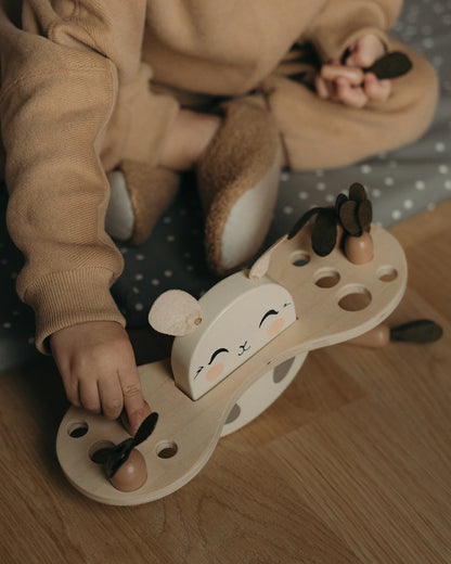 Balance puzzle - Bunny Balance - Wooden toy - Mrs Ertha
