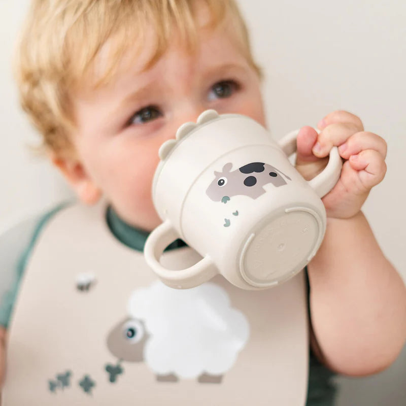 Oefenbeker - Twee handvaten - Foodie spout cup - Tiny farm - Sand - Done by Deer