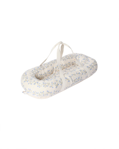 Baby Nest - Bellflower - Babylft - Biologisch katoen - Blauwe bloemen - Garbo & Friends