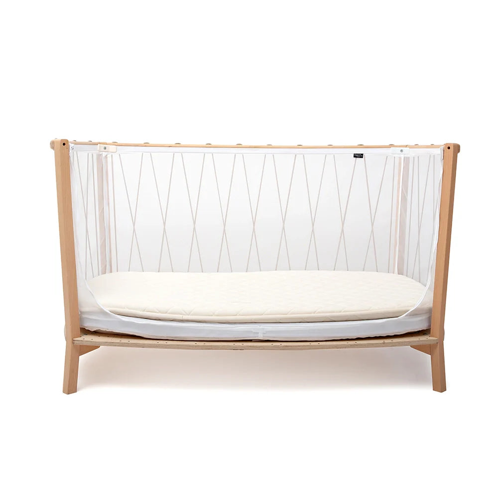 KIMI Evolving Baby Bed - Holzbett, das mitwächst, ohne Gitter 60x120 cm - Von 6 Monaten bis 5 Jahren - Charlie Crane