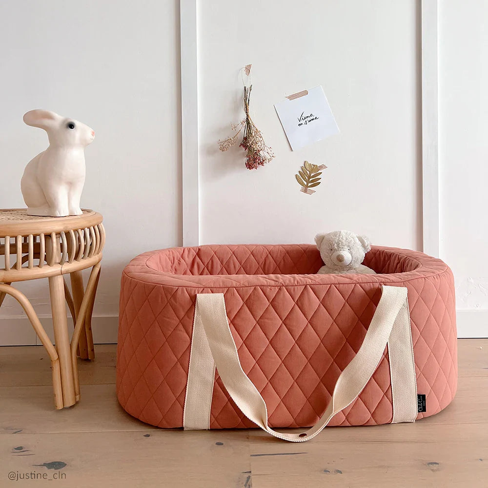 KUKO Baby Moseskorb - Tragbare Cocoon Wiege ab Geburt - Babylift & Wiege - Charlie Crane