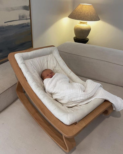LEVO Babywippe - Baby Schaukelstuhl - 0-5 Jahre - Charlie Crane