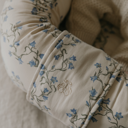 Baby Nest - Bellflower - Babylft - Biologisch katoen - Blauwe bloemen - Garbo & Friends