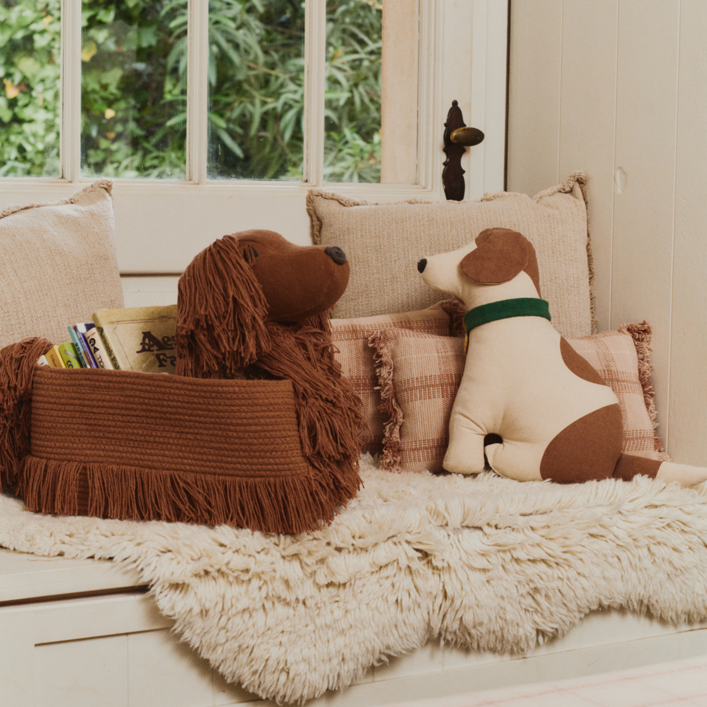 Cushion Cooper - Beagle kussen - 45 × 36 × 11 cm - Lorena Canals - productfoto - afbeelding 3