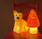 Nachtlicht Hund Eliot – Handbemaltes LED-Nachtlicht – Egmont Toys