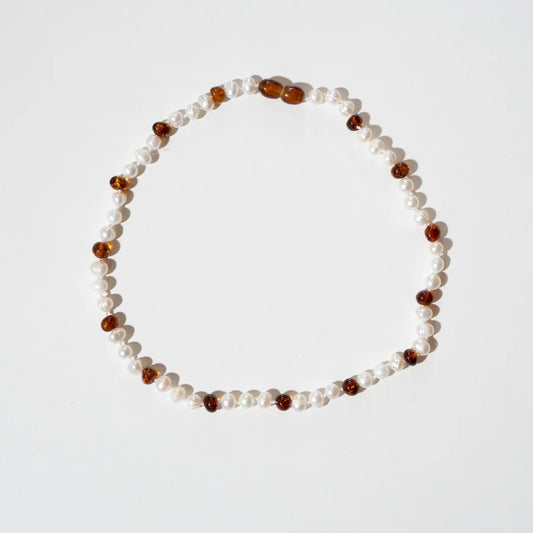 Barnsteen en parelketting - Pearly Caramel - 32 cm - Kids 0-3 jaar - Nirrimis