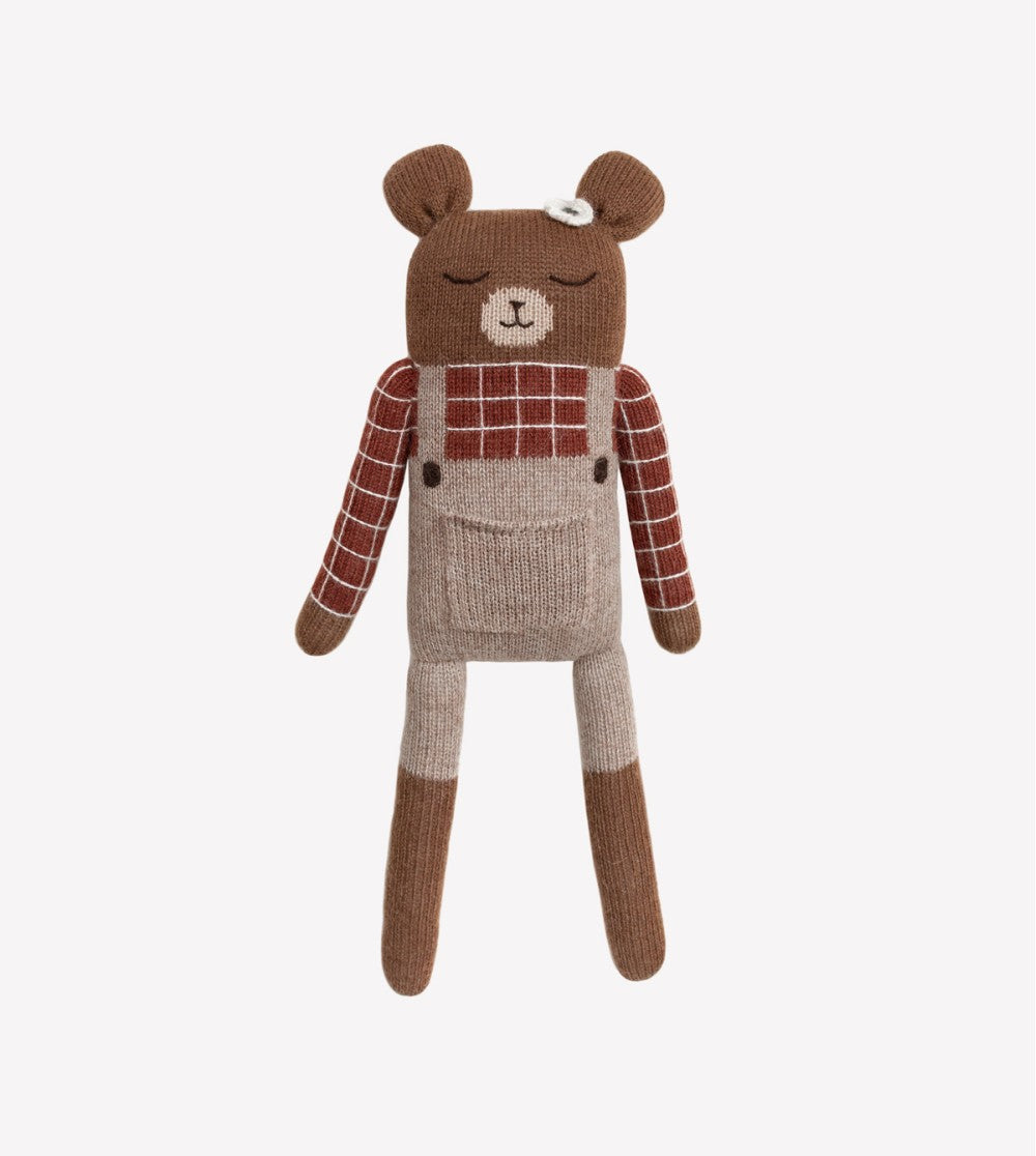 Grote knuffelbeer Milo Sienna Plaid – 100% baby alpaca – Main Sauvage
