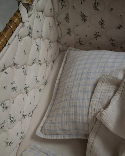 Bettumrandung - Satin Quilted Crib Bumper - Bio-Baumwolle - Bluebell - Garbo & Friends