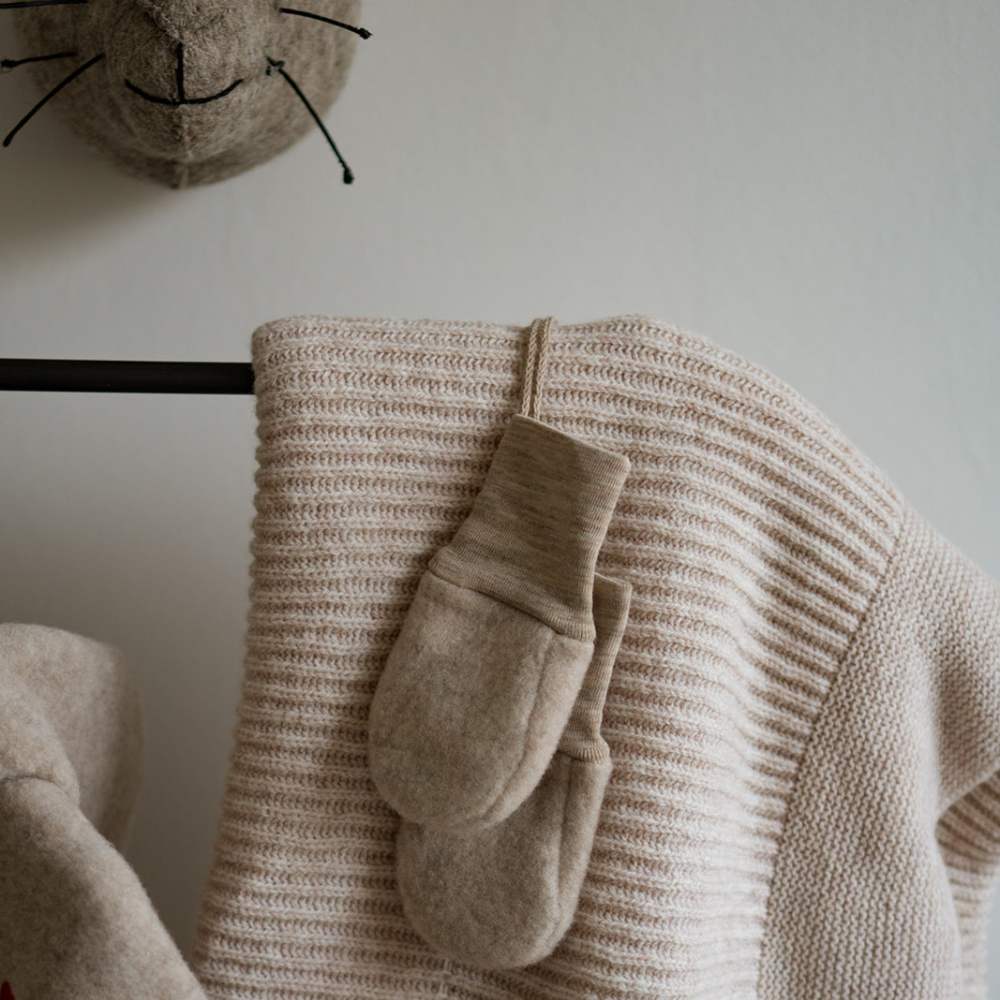 Mittens with string - Wool fleece - Cinnamon - Engel Natur